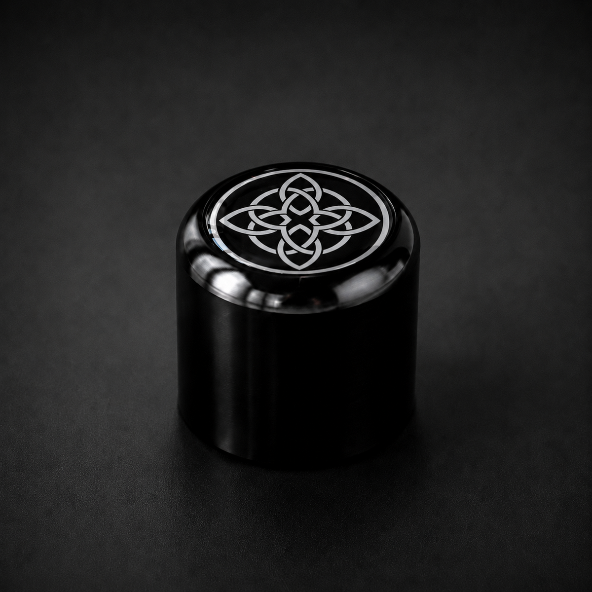 Guitar_Monkey_Badge_Volume_Knob_Black_Celtic_2