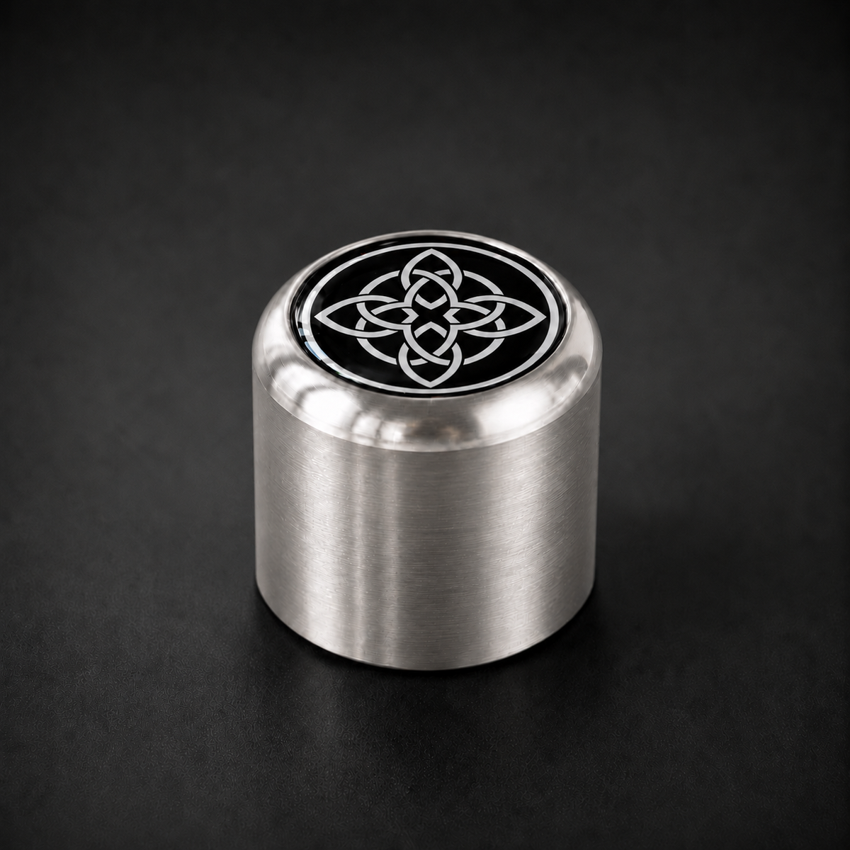 Guitar_Monkey_Badge_Volume_Knob_Silver_Celtic.png